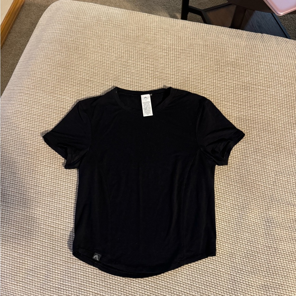 Mellow Soft Cropped Tee
